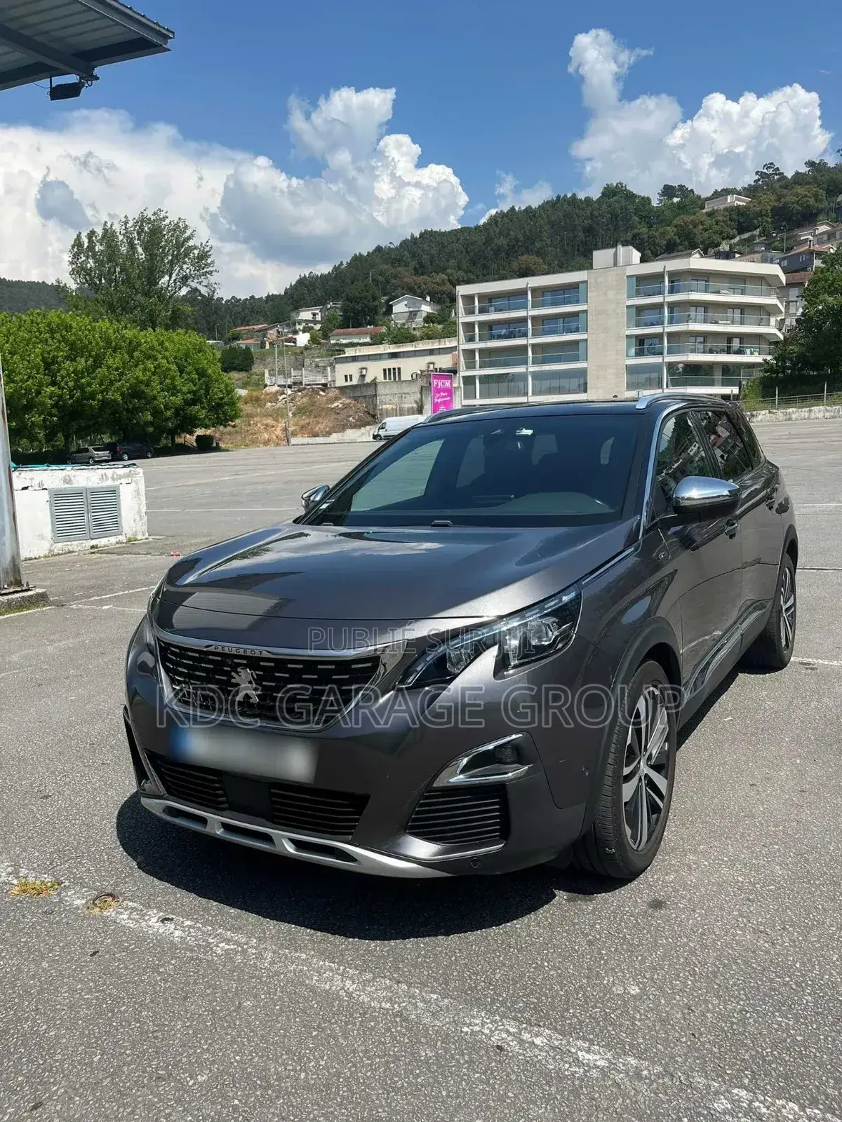 Peugeot 5008 2018 Gris