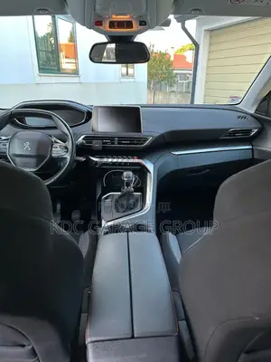 Peugeot 3008 2018 Gris