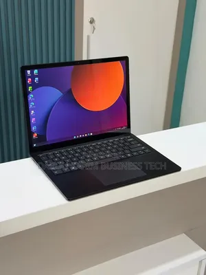 Nouveau Microsoft Surface Laptop 4 8GB Intel Core i5 SSD 256GB