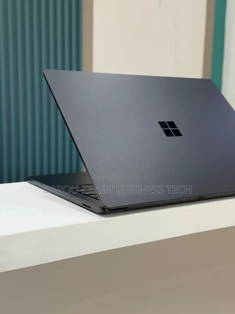 Nouveau Microsoft Surface Laptop 4 8GB Intel Core i5 SSD 256GB
