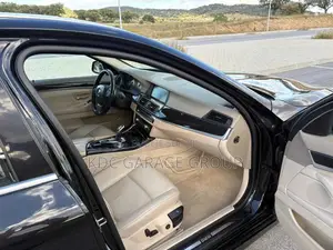 BMW 523i 2012 Noir