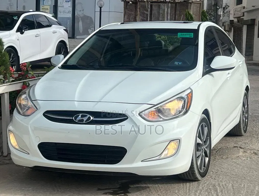 Hyundai Accent 2016 Blanc