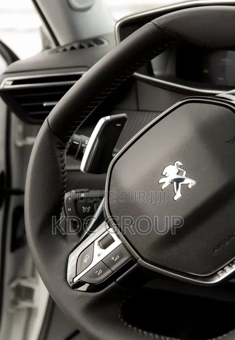 Peugeot 2008 2022 Blanc cassé