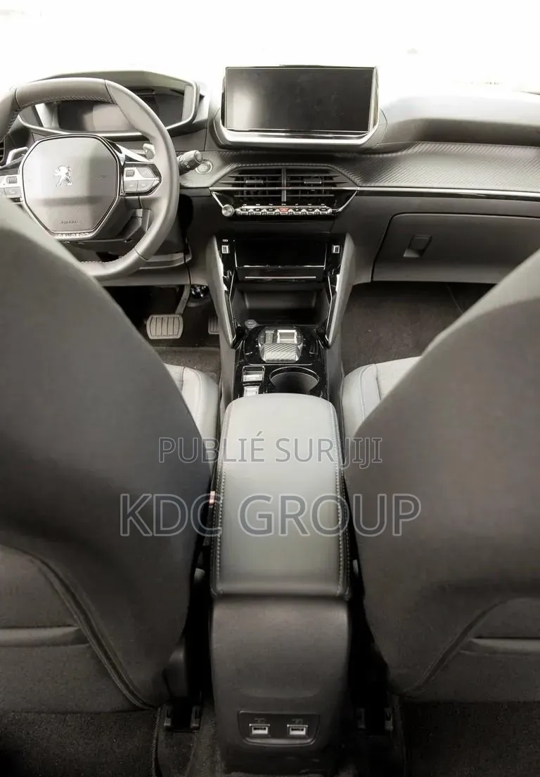 Peugeot 2008 2022 Blanc cassé