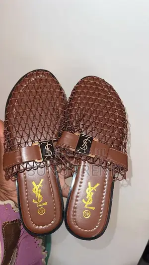 Chaussures Nues Pieds Grillage