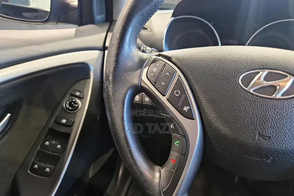 Hyundai i30 2013 Noir