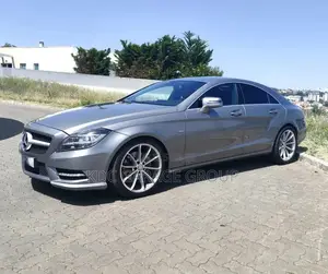 MG 350 2011 Gris
