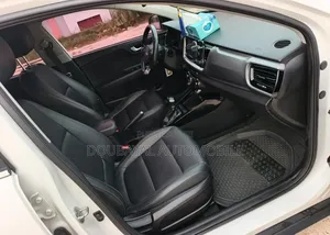 Kia Stonic 2018 Blanc