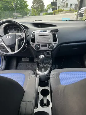 Hyundai i20 2010 Bleu