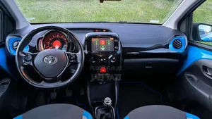 Toyota Aygo 2016 Bleu