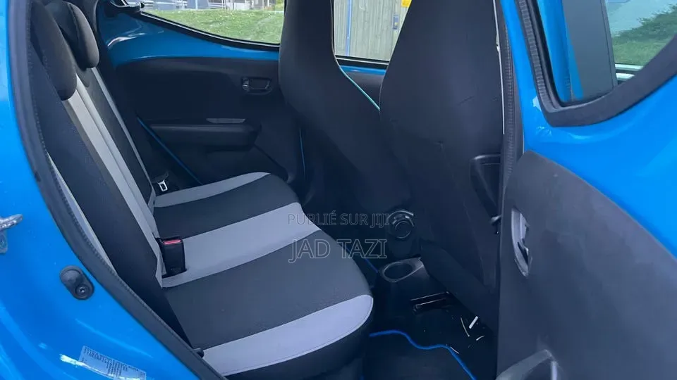 Toyota Aygo 2016 Bleu