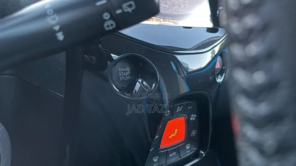 Toyota Aygo 2016 Bleu