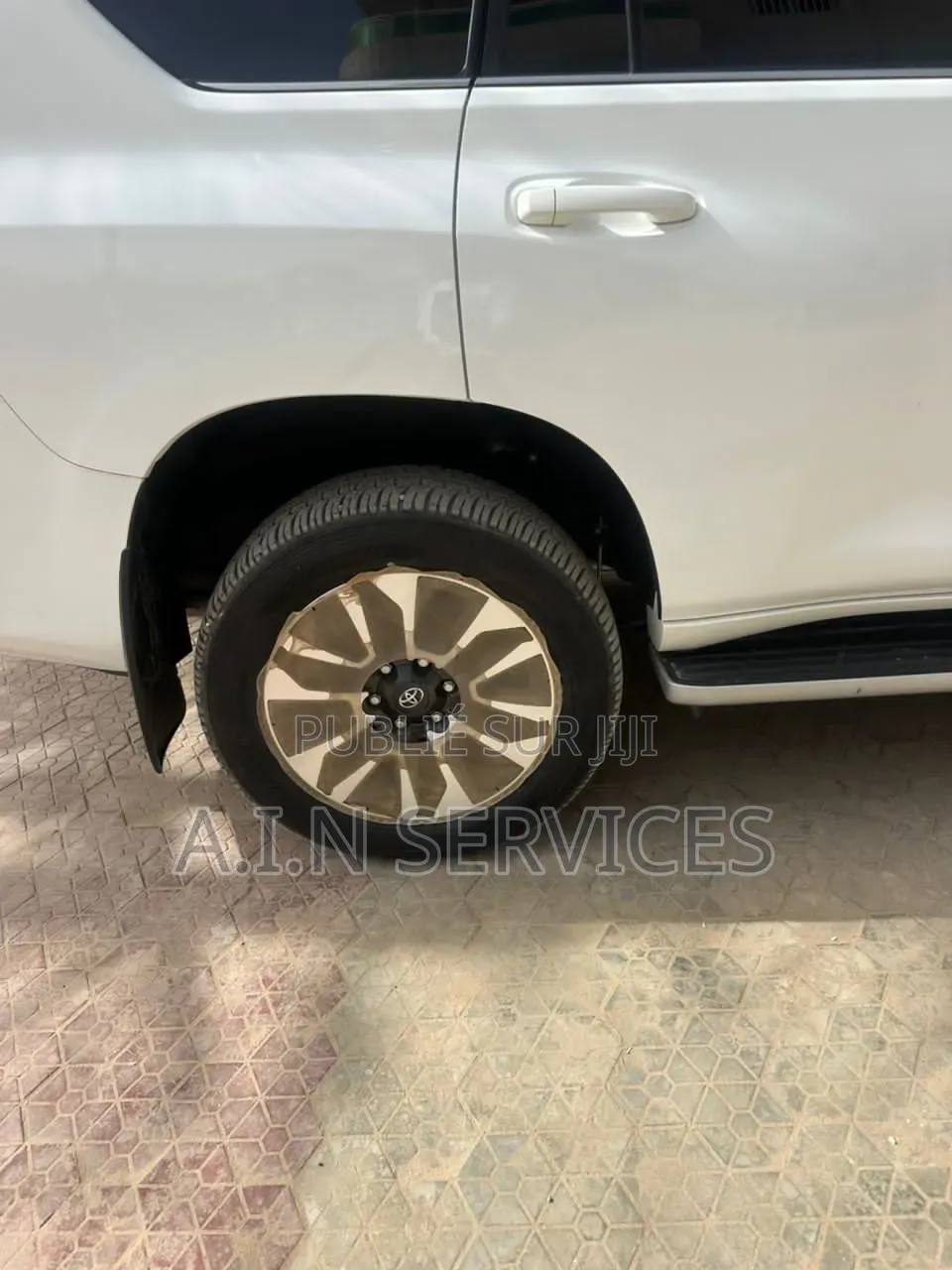Toyota Land Cruiser Prado 2024 Blanc