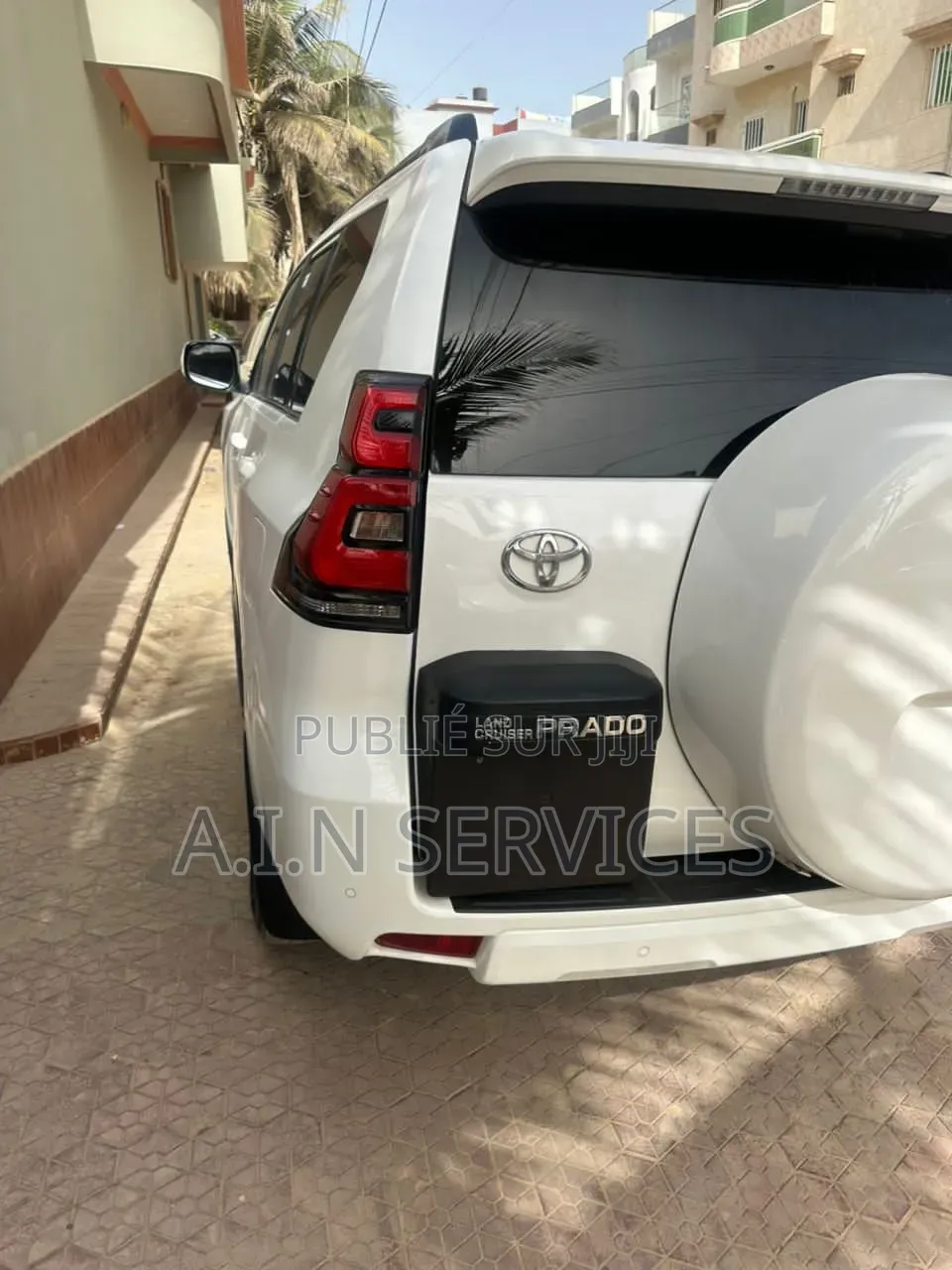 Toyota Land Cruiser Prado 2024 Blanc