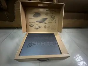 Nouveau Asus ROG Strix G16 G614 16GB Intel Core i5 SSD 1T