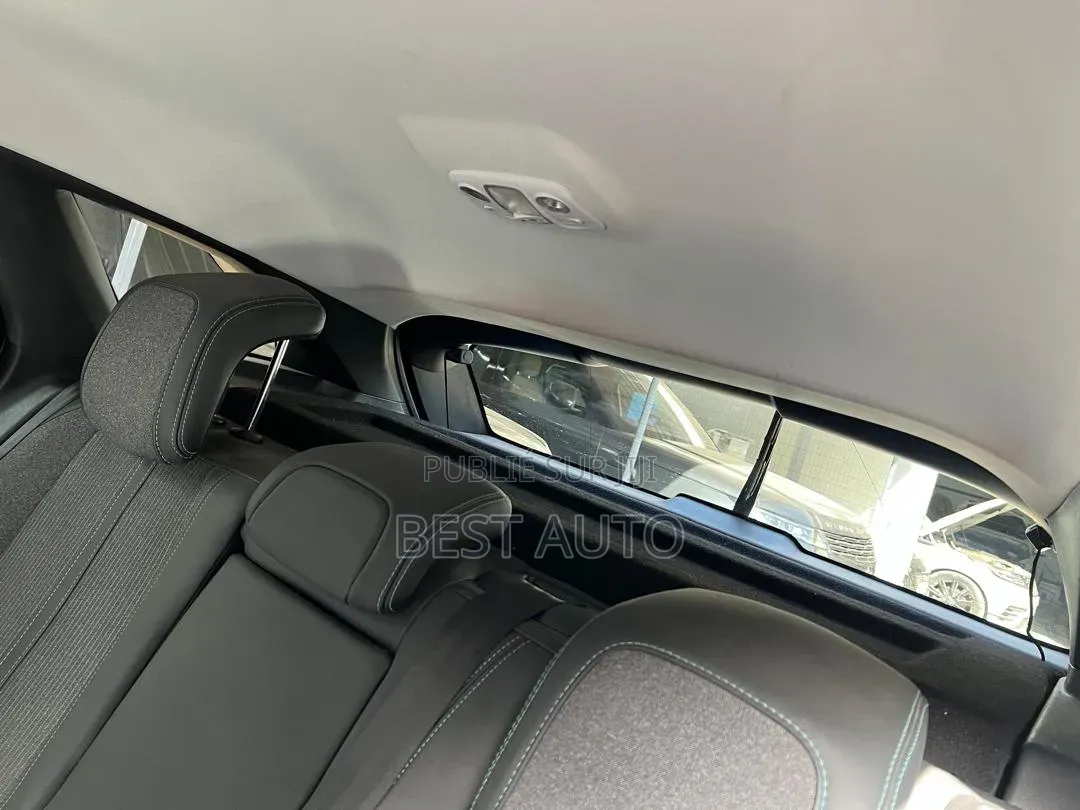 Peugeot 3008 2021 Gris