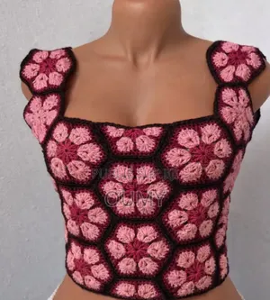 Haut Crochet Fleuri Fait Main en Cotton