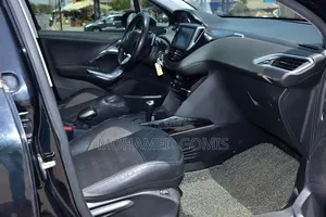 Peugeot 2008 2017 Noir