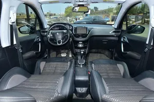 Peugeot 2008 2017 Noir