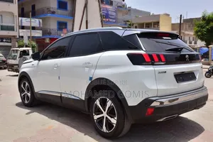 Peugeot 3008 2018 Blanc cassé