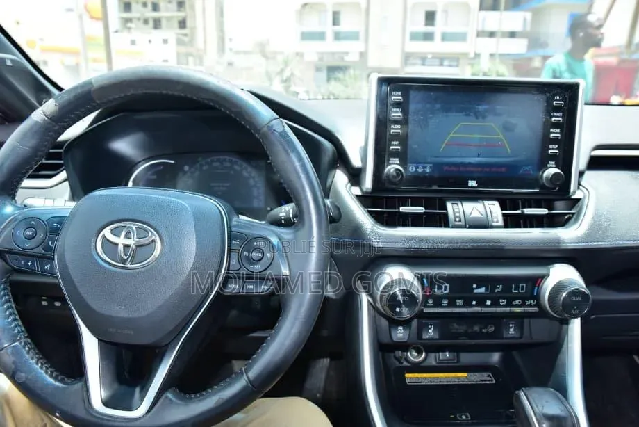Toyota RAV4 2021 Blanc cassé