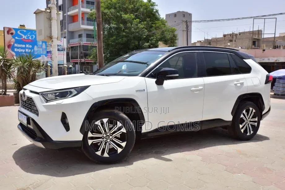 Toyota RAV4 2021 Blanc cassé