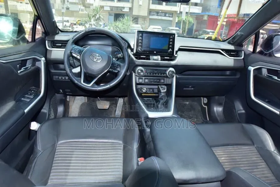 Toyota RAV4 2021 Blanc cassé