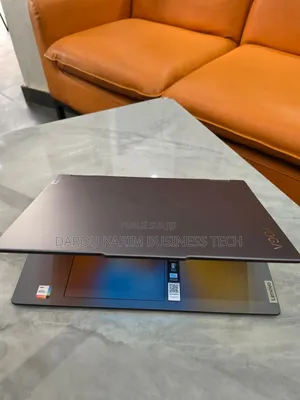 Nouveau Lenovo Yoga 7 15ITL5 8GB Intel Core i5 SSD 512GB