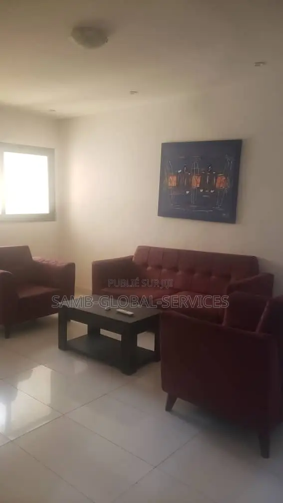 2chbre Appartement dans Yoff à Louer