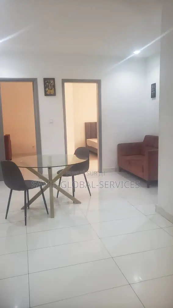 2chbre Appartement dans Yoff à Louer