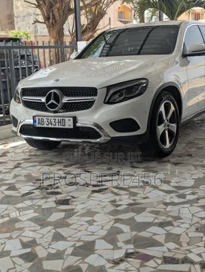 Mercedes-Benz GLC-Class 2019 Blanc cassé