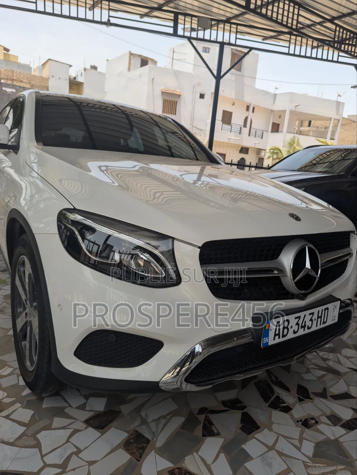 Mercedes-Benz GLC-Class 2019 Blanc cassé