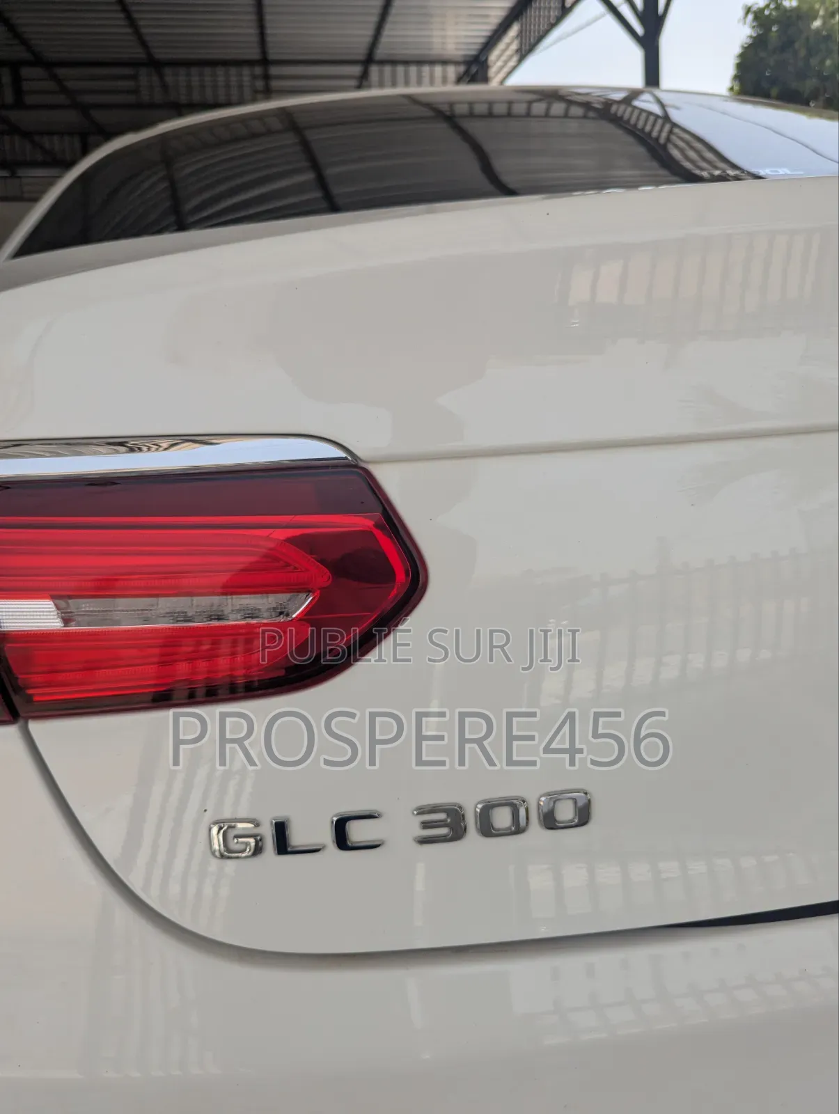 Mercedes-Benz GLC-Class 2019 Blanc cassé