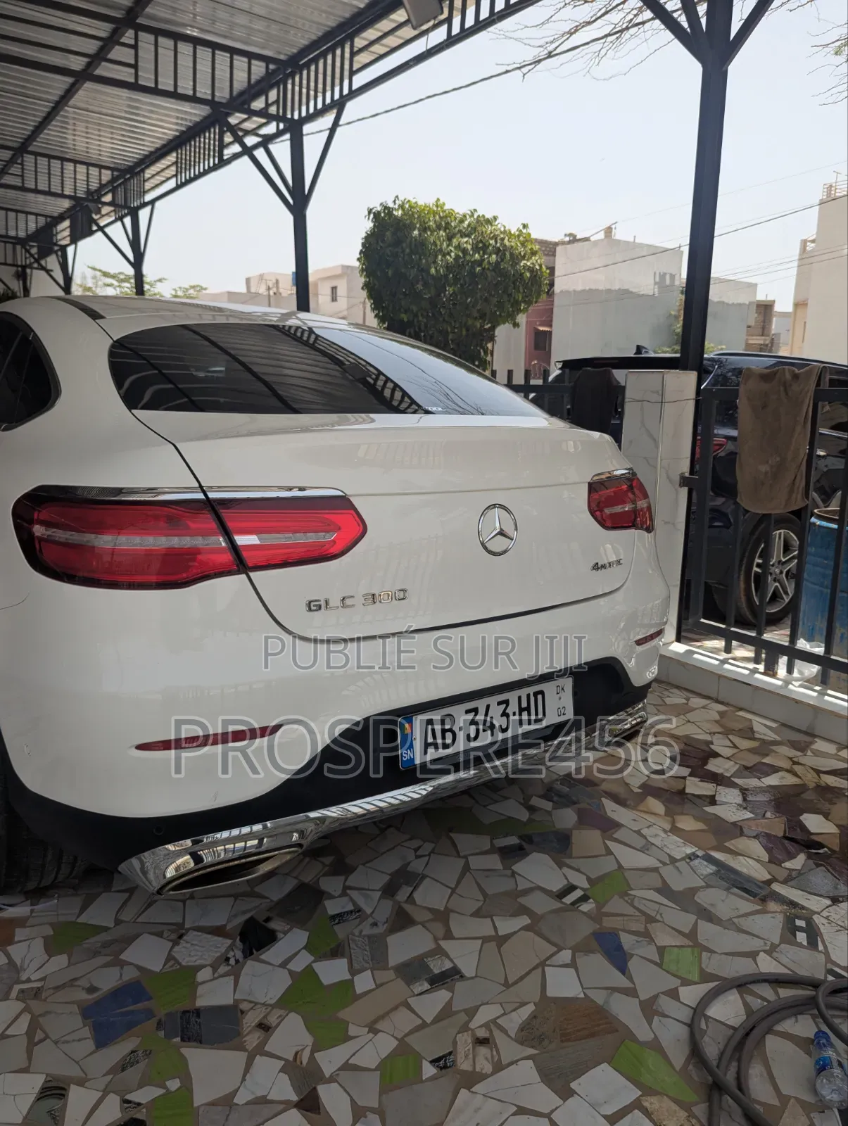 Mercedes-Benz GLC-Class 2019 Blanc cassé