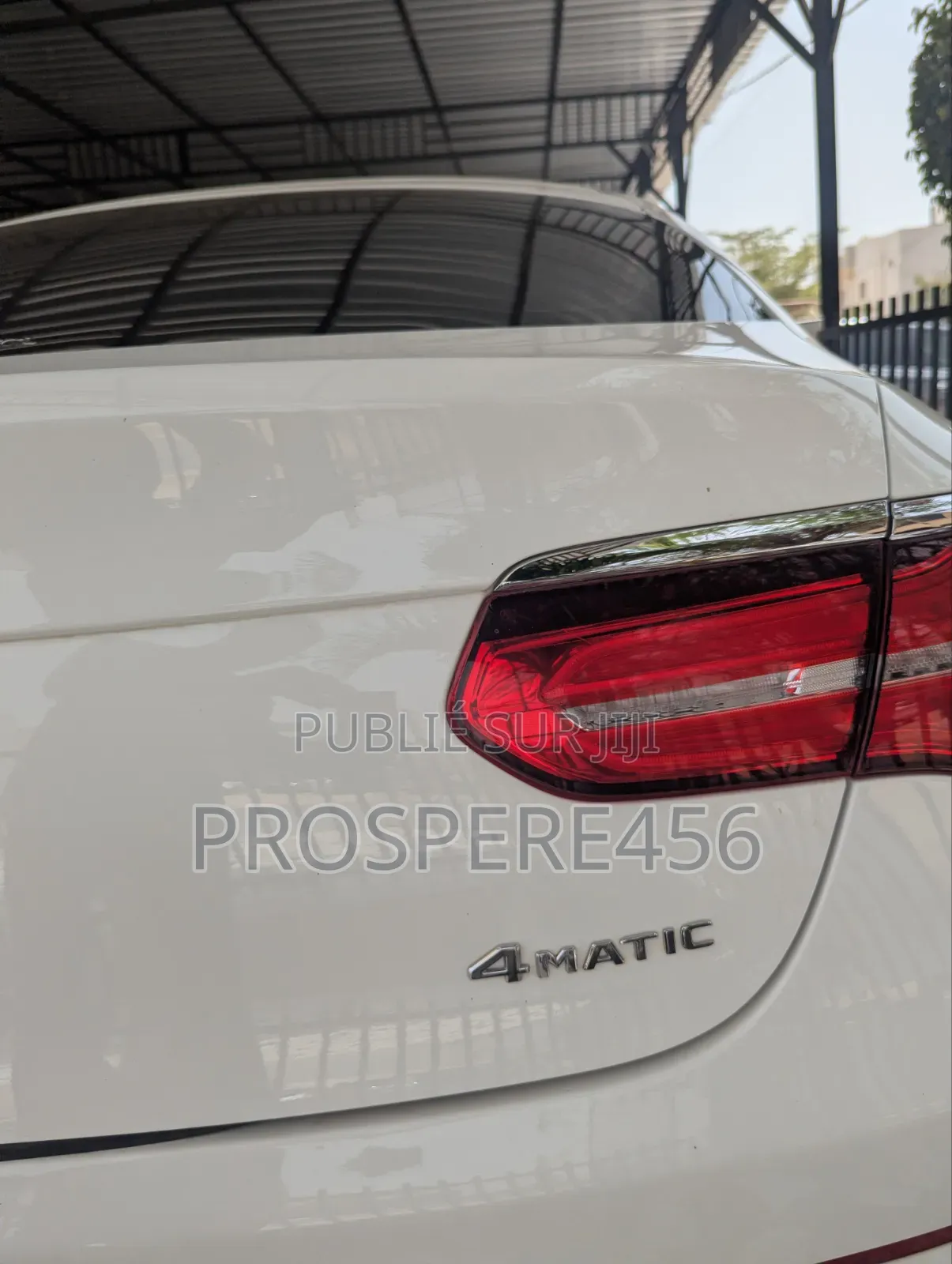 Mercedes-Benz GLC-Class 2019 Blanc cassé