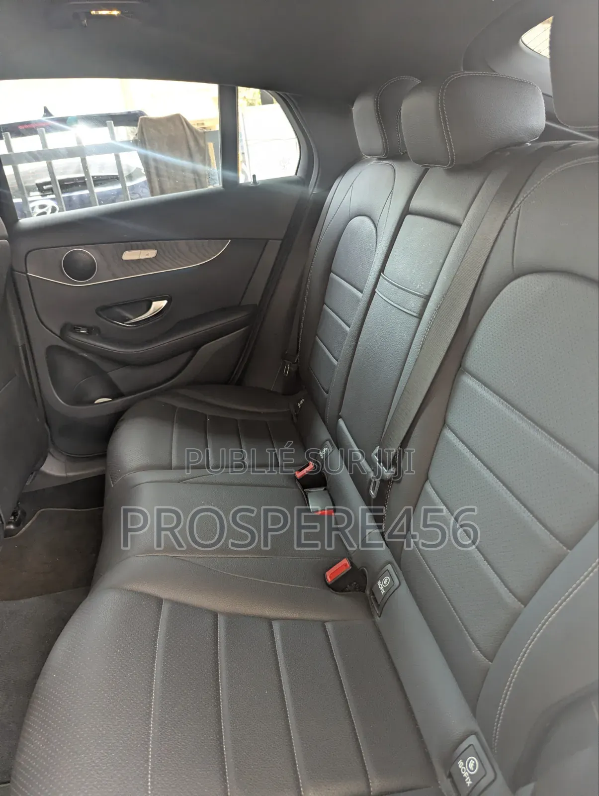 Mercedes-Benz GLC-Class 2019 Blanc cassé