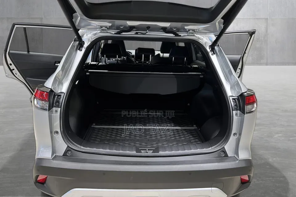 Toyota Corolla Cross Hybrid 2023 Gris