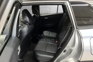 Toyota Corolla Cross Hybrid 2023 Gris