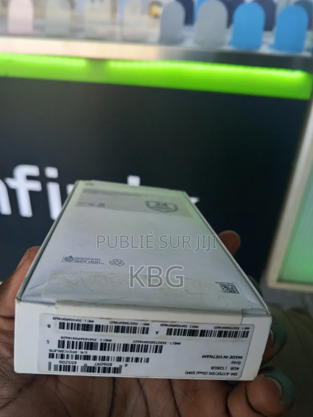 Nouveau Samsung Galaxy A17 128 GB Gris