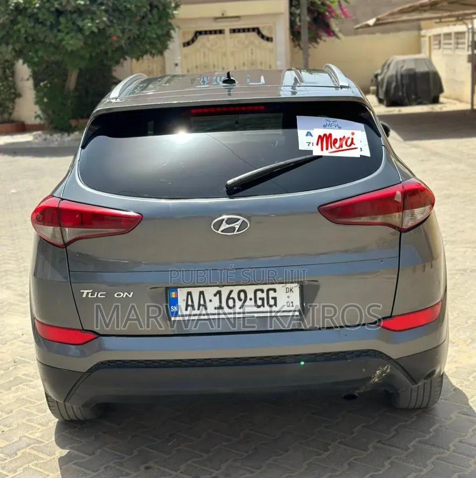 Hyundai Tucson 2016 Gris