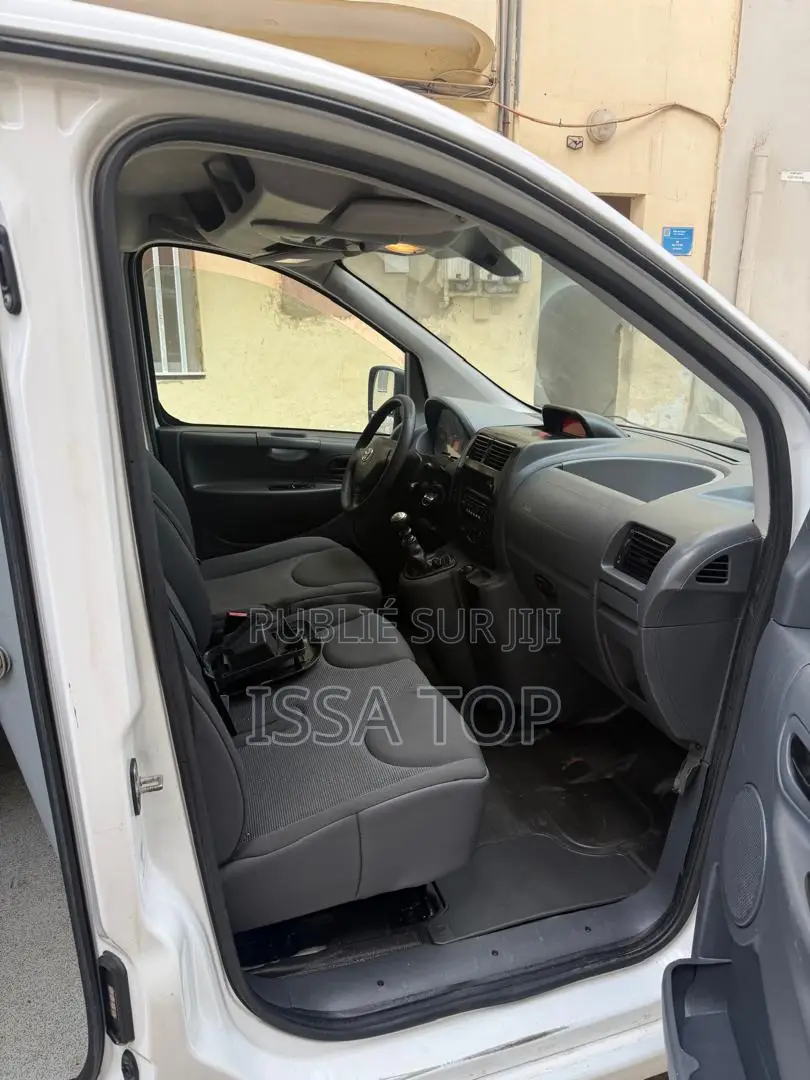 Toyota Probox 2015 Blanc