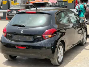 Peugeot 208 2016 Noir