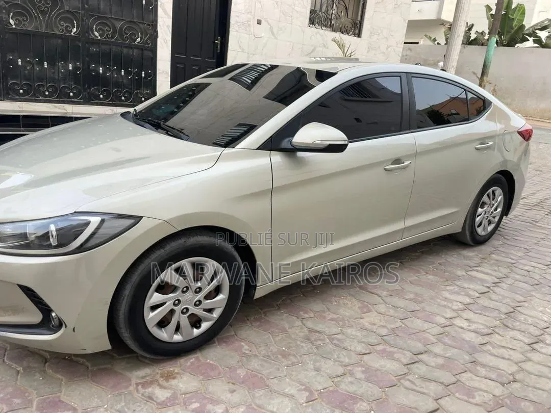 Hyundai Avante 2017 Autre