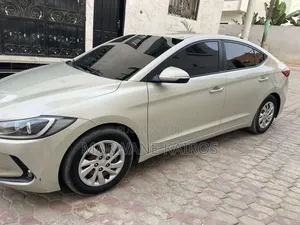 Hyundai Avante 2017 Autre