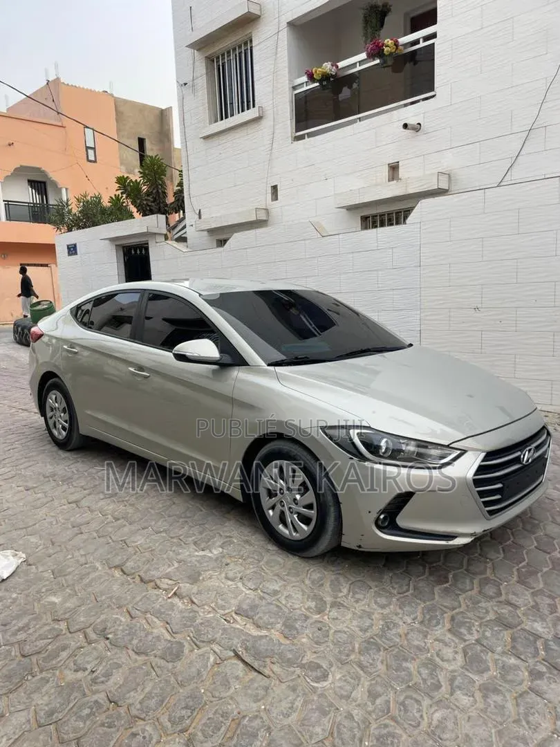 Hyundai Avante 2017 Autre