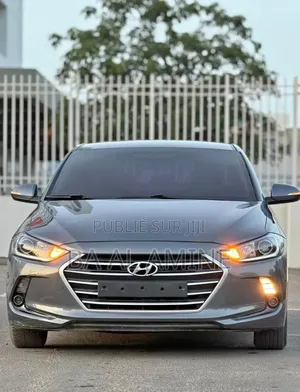 Hyundai Avante 2017 Gris