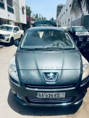 Peugeot 5008 2013 Gris