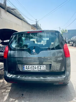 Peugeot 5008 2013 Gris