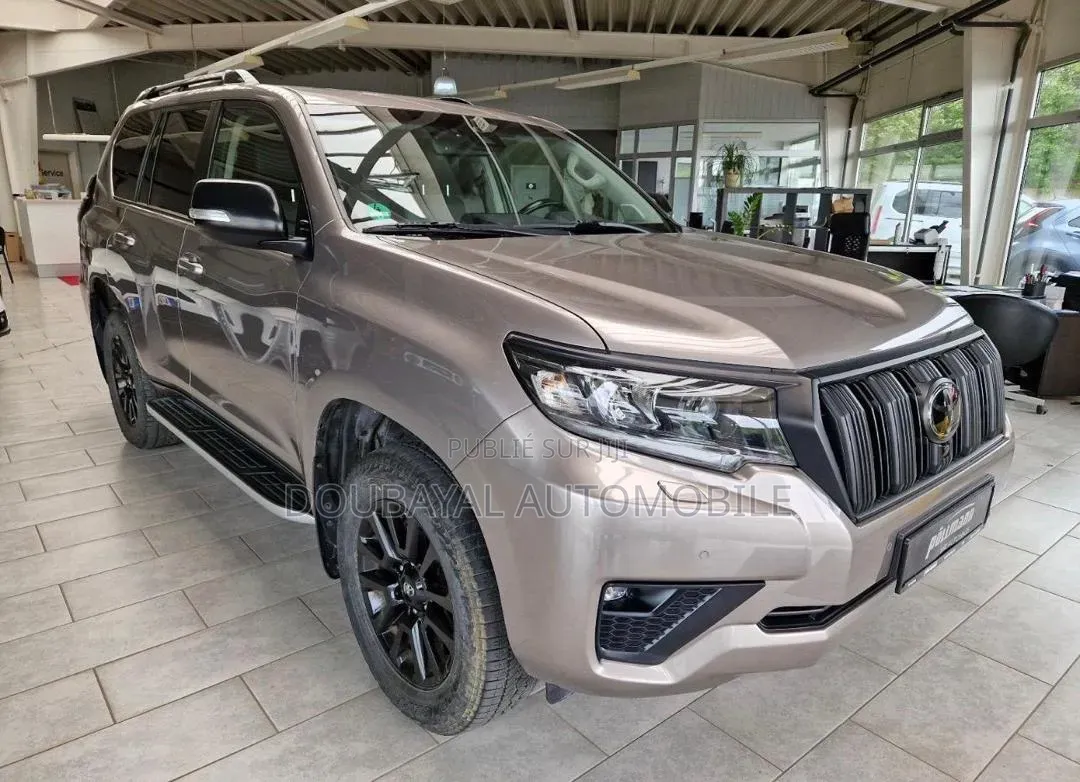 Toyota Land Cruiser Prado 2023 Autre