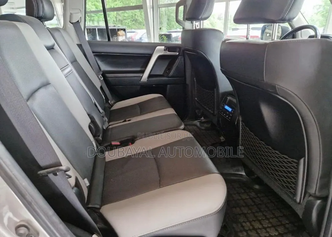 Toyota Land Cruiser Prado 2023 Autre